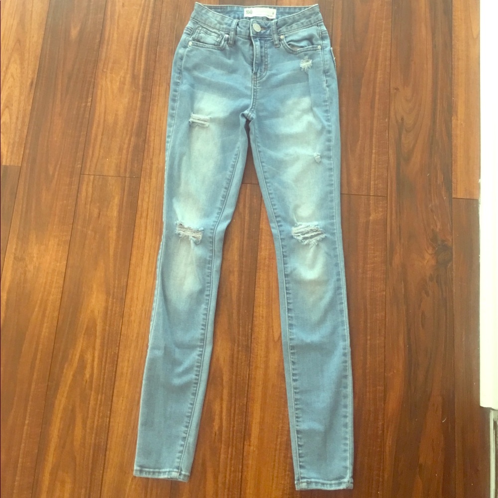 RSQ jeans from Tilly’s 💕